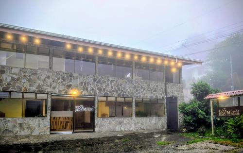 Monteverde Hotel | Miztli Lodge & Adventure
