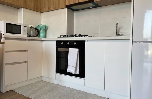 Vake-Saburtalo Apartment | MK Lovely Apartment for Couples or Solo Traveler