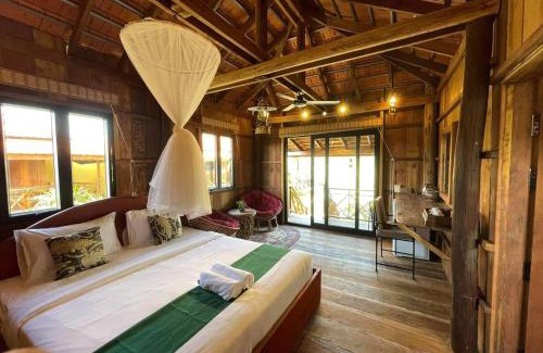 Kampot Resort | Mlis Kampot River