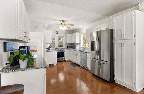 West Irondequoit House | MM Properties: West Irondequoit Gem