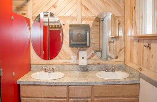 Moab South Valley House | Moab RV Resort Family Tipi OK57