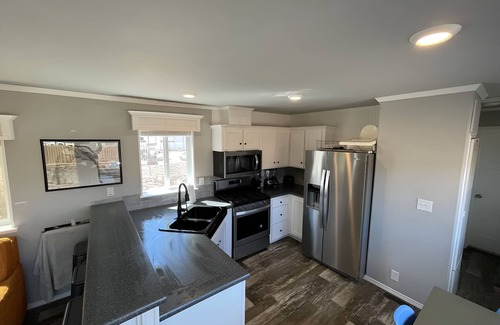 Moab South Valley House | Moab’s Majestic Escape to The Red Rock W/EV Outlet