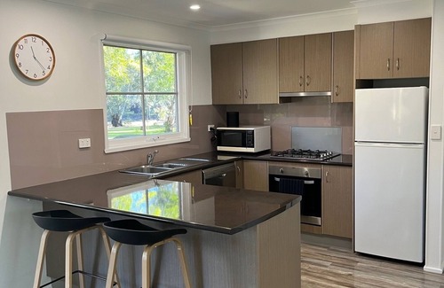 Moama Apartment | Moama, Winbi Resort, River Frontage unit