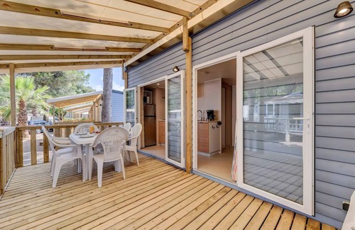 Beauvoir House | Mobil-home | Comfort XL | 2 Bedrooms | 4/6 pers. | Raised terrace | A/C | TV