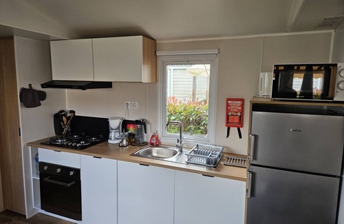 Condrieu House | Mobil Home Dans un Camping 4 Étoiles, au Porte du Mont Pilat alt 1400m