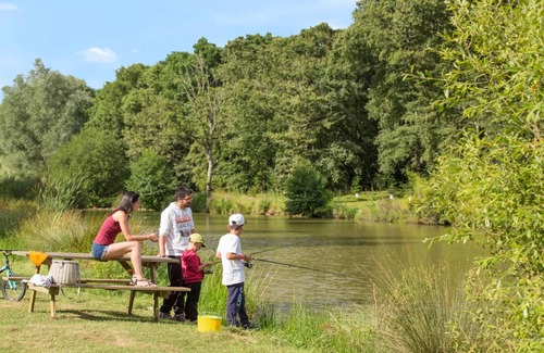 Coulanges House | Mobile home 3 bedrooms 1 bathroom at Domaine de Dugny