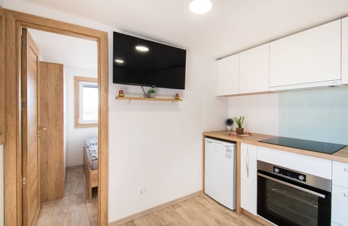 Tisno House | Mobile home Banovi dvori (88891-K1) - Tisno - island Murter