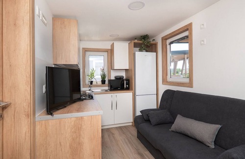 Tisno House | Mobile home Banovi dvori III (88893-K3) - Tisno - island Murter