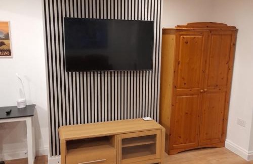 Dover Apartment | Modern 1-Bed Flat in Dover