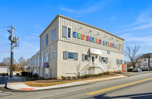 Elizabethtown Apartment | Modern 1-Bedroom Apartment – Perfect for Corporate & Student Stays