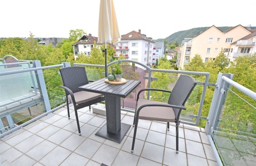 Bad Kreuznach Apartment | Modern 1-room apartment in the spa area - balcony, WLAN, TV, spa area