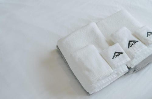 Sa Khu Apartment | Modern 1506 Condo in Wyndham Gardens on the beach