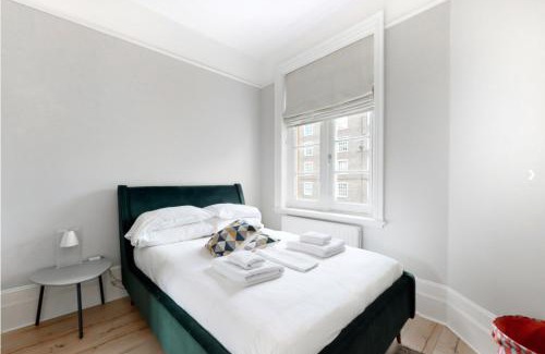 Prince's Apartment | Modern 2 Bed Flat - The Black Dog Pub APT - 6 mins from Vauxhall station