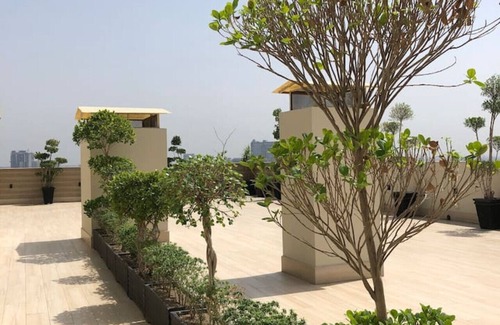 Lahore Apartment | Modern 2-Bedroom Apartment – Perfect for 5 Guests