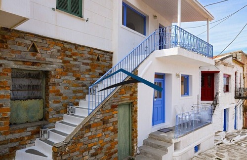Ioulida Apartment | Modern 2 bedroom apartment in the heart of Ioulida