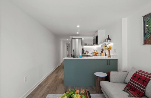 Petworth Apartment | Modern 2 Bedroom City Retreat