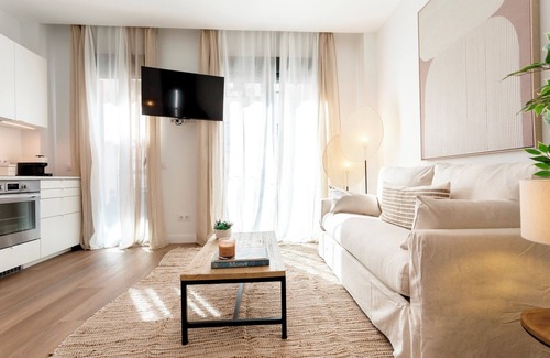Prosperidad Apartment | Modern 2BD apartment in Madrid. Zabaleta II