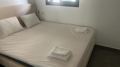 Tel Aviv Apartment | Modern 2BR by Azrieli & Sarona