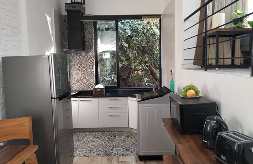 Vagator Apartment | Modern 2BR Skylit Penthouse w/Open Pvt Terrace. 7 mins walk to Vagator Beach