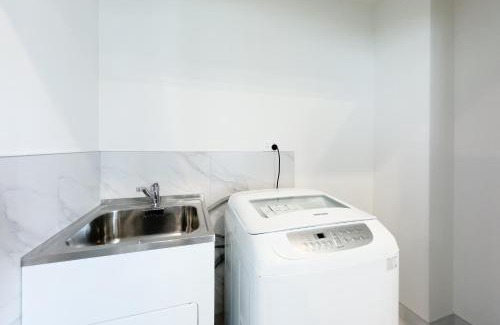 Papakura House | Modern 3-bds townhouse in South Auckland