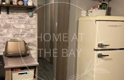 Rhyl Cabin | Modern 3 bed Caravan at Lyons Robinhood in Rhyl