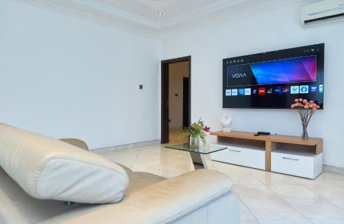 Adentan Apartment | Modern 3 Bed Spacious Apartments