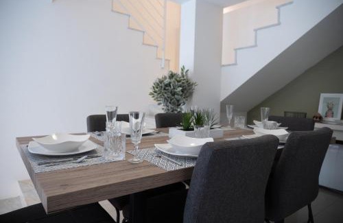 St. Andrew's Apartment | Modern 3 Bedroom Oasis in Swieqi by ELDI