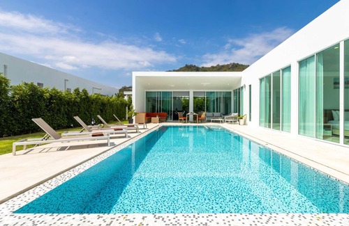 Khao Tao Villa | Modern 4 Bedroom Private Pool Villa (KH-A2)