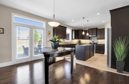 London House | Modern 4BR/Near Western&Masonville Prime London