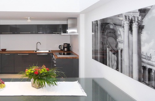 Nauener Vorstadt Apartment | Modern 6 Guest Apartment 100 sqm directly on the Holy See