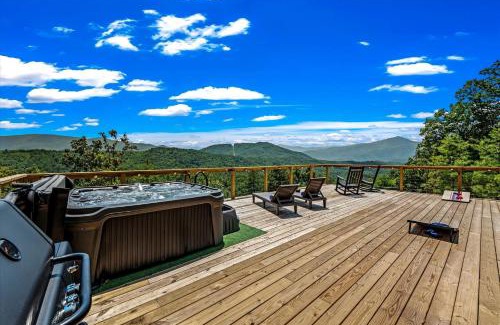 Hartford Ski Chalet | Modern A-Frame Cabin with Breathtaking Views of the Smoky Mountains, Perfect for Families or Groups