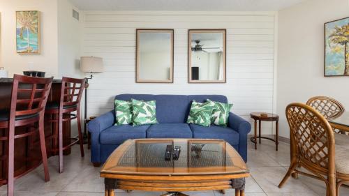 Tavernier House | Modern and Coastal Ocean Pointe 2307