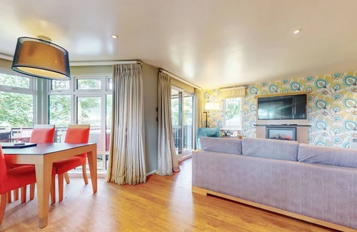 Millom Ski Chalet | Modern and cosy lodge with one double and one twin.