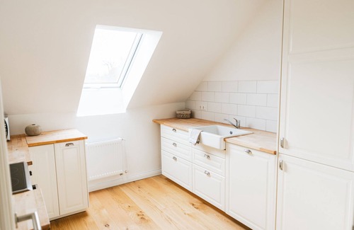 Garßen Apartment | Modern and cozy apartment with WiFi, all payment methods, craftsmen