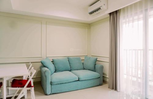 Pondok Aren Apartment | Modern and High Floor 2BR Bintaro Embarcadero Apartment By Travelio