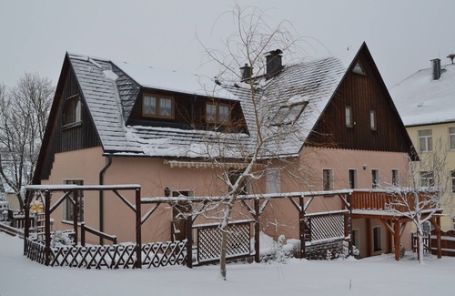 Baerenstein Apartment | Modern and spacious, opened in August 2017 Apartment for 4 people