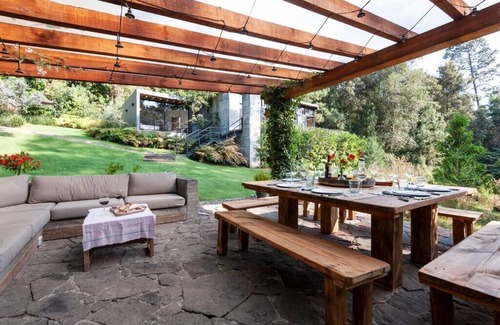 Valle de Bravo Villa | Modern and Spacious House Surrounded by San Simon Forest