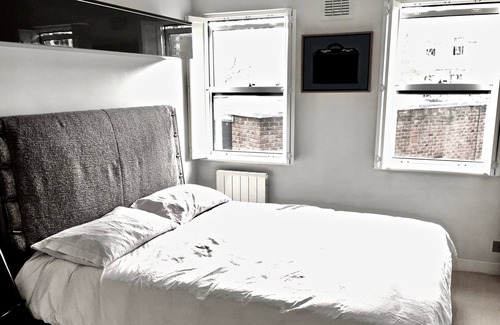 Pembridge Apartment | Modern and stylish flat in heart of Notting Hill