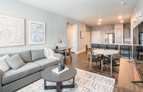 West Colorado Springs Apartment | Modern Apartment in Prime Location (ID8172X51)