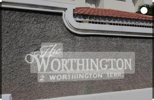 New Kingston Apartment | Modern Apartment at the Worthington