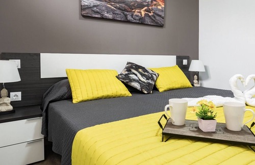 Caleta de Fuste House | Modern Apartment ‘Casa Costa Antigua’ with Pool, Terrace & Wi-Fi; Parking Available