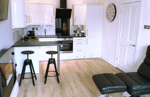 Gorgie Apartment | Modern Apartment in Edinburgh