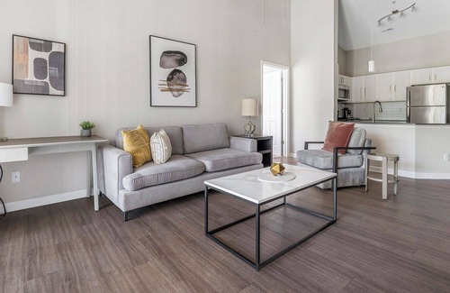 Ballantyne Apartment | Modern Apartment in Prime Location (ID1375X099)