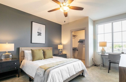 Ironwood Estates Apartment | Modern Apartment in Prime Location (ID5000)