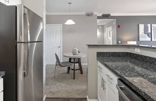 Rocklin Apartment | Modern Apartment in Prime Location (ID9304X63)