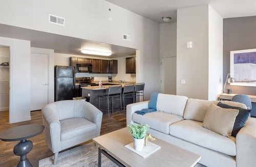 Magna Apartment | Modern Apartment in Prime Location (ID9601X99)