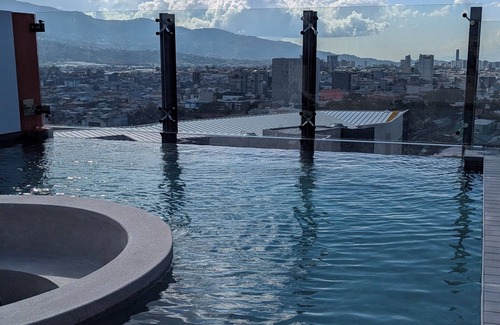 Carmen Apartment | Modern Apartment in the gastronomic heart of Barrio Escalante + Pool, Gym