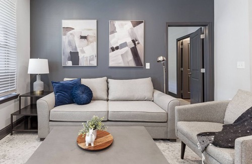 Keller Apartment | Modern Apartment in Prime Location (ID2094X86)