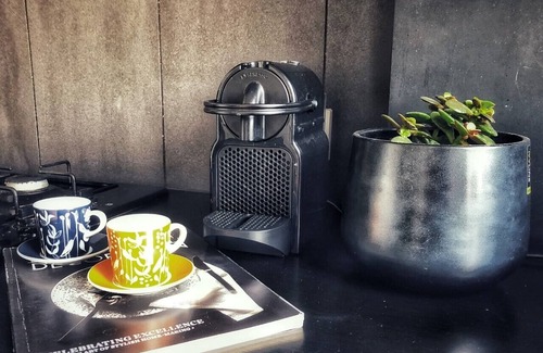 Addison Apartment | Modern Apartment in West London. Great Location: Hammersmith & Kensington.