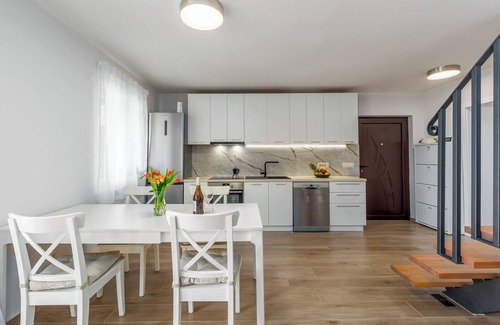 Brulo Apartment | Modern apartment Luka Premium for 4 persons in Porec, only 700 m from the beach